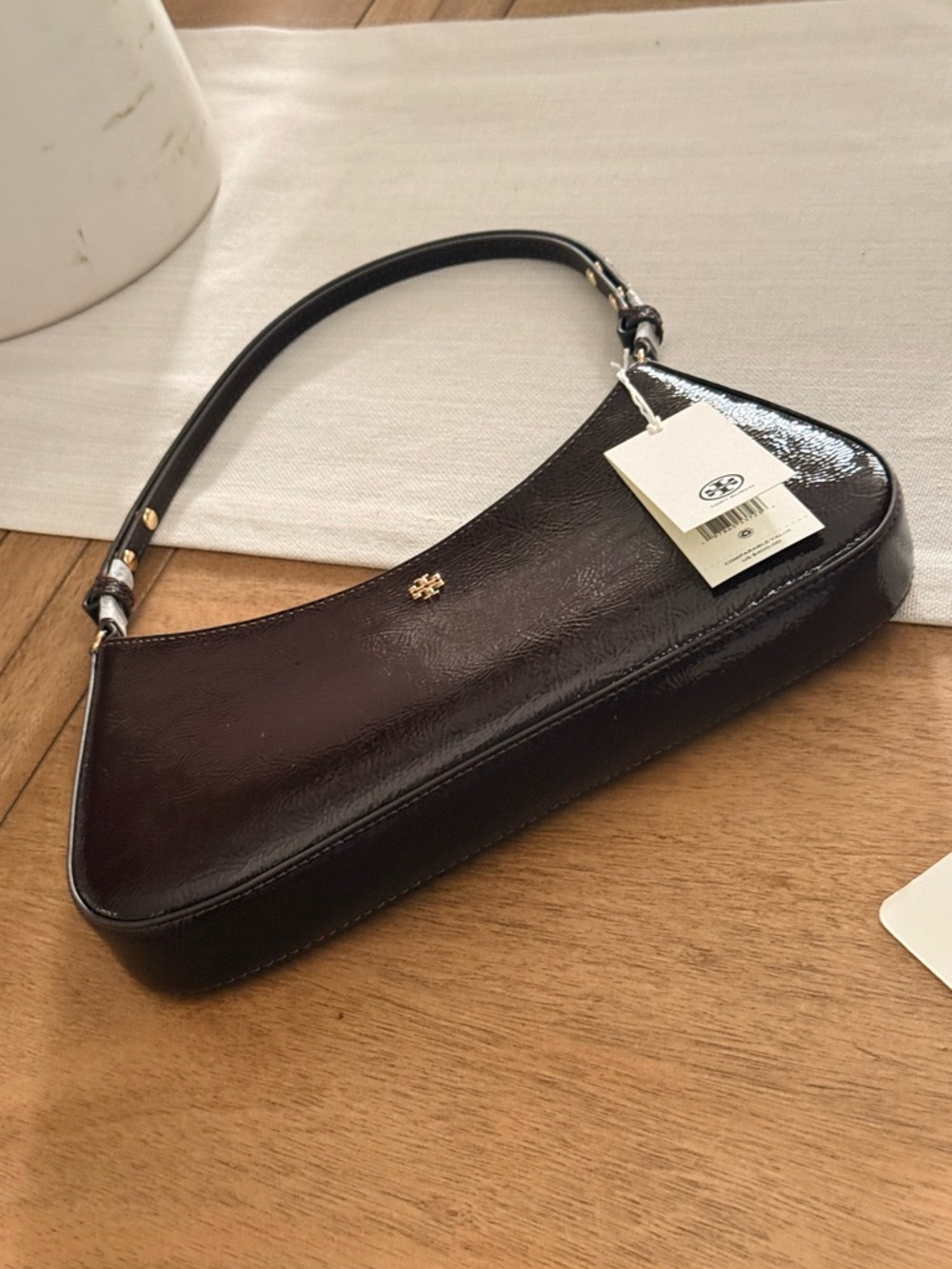Tory Burch Patent Leather Shoulder Bag in Dark Brown with Gold Logo - Picture 6 of 10